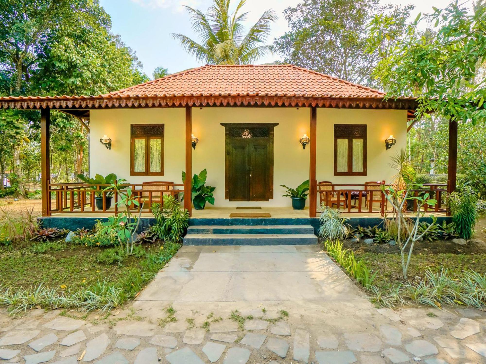 Hotel Ndalem Nitihardjan Magelang Exteriér fotografie