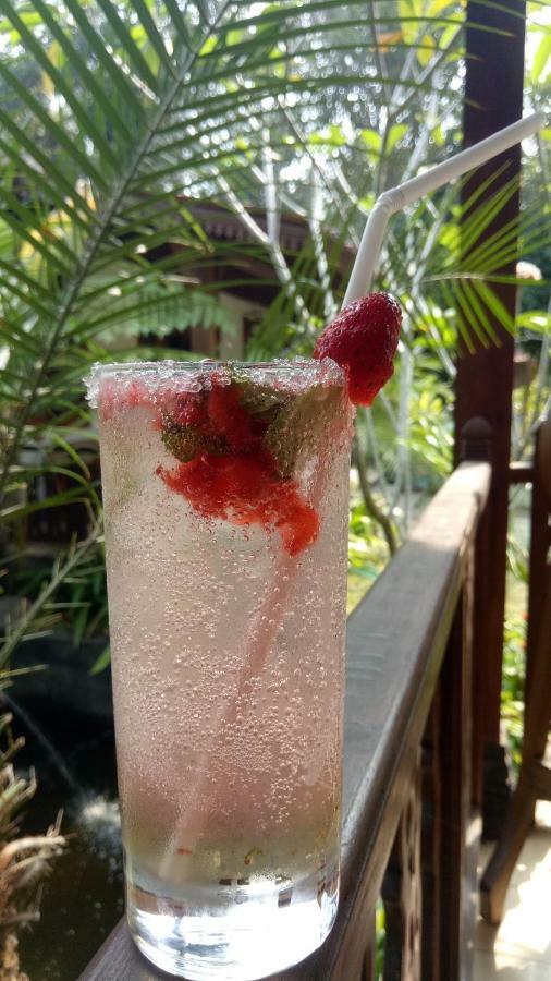 Hotel Ndalem Nitihardjan Magelang Exteriér fotografie